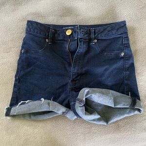 American Eagle Shorts!